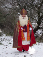 Bräuche_Weihnachten_Nikolaus_©Karl-Michael_Soemer_pixelio.Bild.JPG Der Nikolaus ist bei den Kindern sehr beliebt.