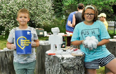 Schrems. Bildhauerworkshop im Skulpturenpark des Kunstmuseums Waldviertel